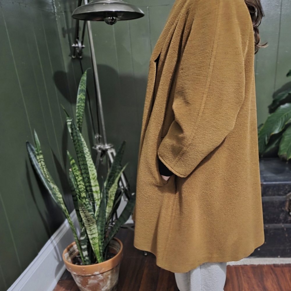 MaxMara Brown Coat with Orange Lining - Picture 10 of 11